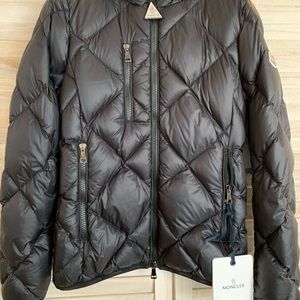 Black Moncler Oulx Jacket (NEVER WORN)